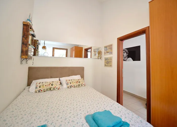 Stylish Apartment 22